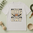 Team Dog vs. Team Cat – Dog & Cat Rivalry T-Shirt